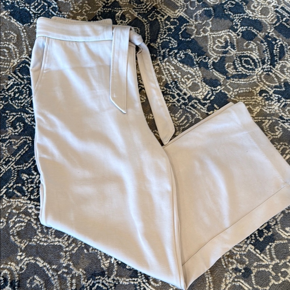 Nicole Miller Cream Ankle Pants